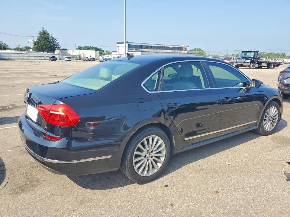 85605845 :رقم المزاد ، 1VWBT7A38GC030015 vin ، 2016 Volkswagen Passat مزاد بيع