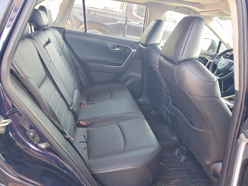 Продажа на аукционе авто 2021 Toyota Rav4, vin: 2T3Y1RFV1MW180629, номер лота: 56127466