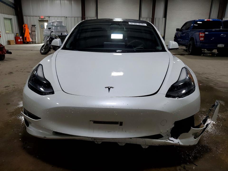 57351976 :رقم المزاد ، 5YJ3E1EAXPF618217 vin ، 2023 Tesla Model 3 مزاد بيع
