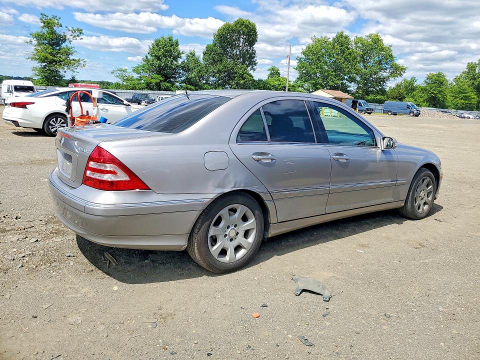 2005 Mercedes-benz C მანქანა იყიდება აუქციონზე, vin: WDBRF81J25F612229, აუქციონის ნომერი: 57306406