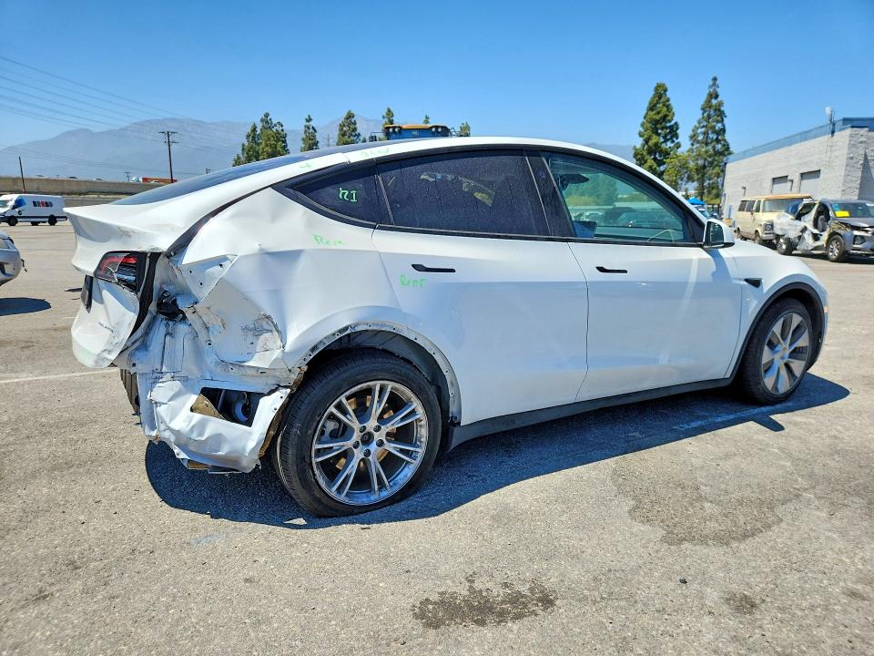 Продаж на аукціоні авто 2023 Tesla Model Y, vin: 7SAYGDEEXPF887034, номер лоту: 57293046