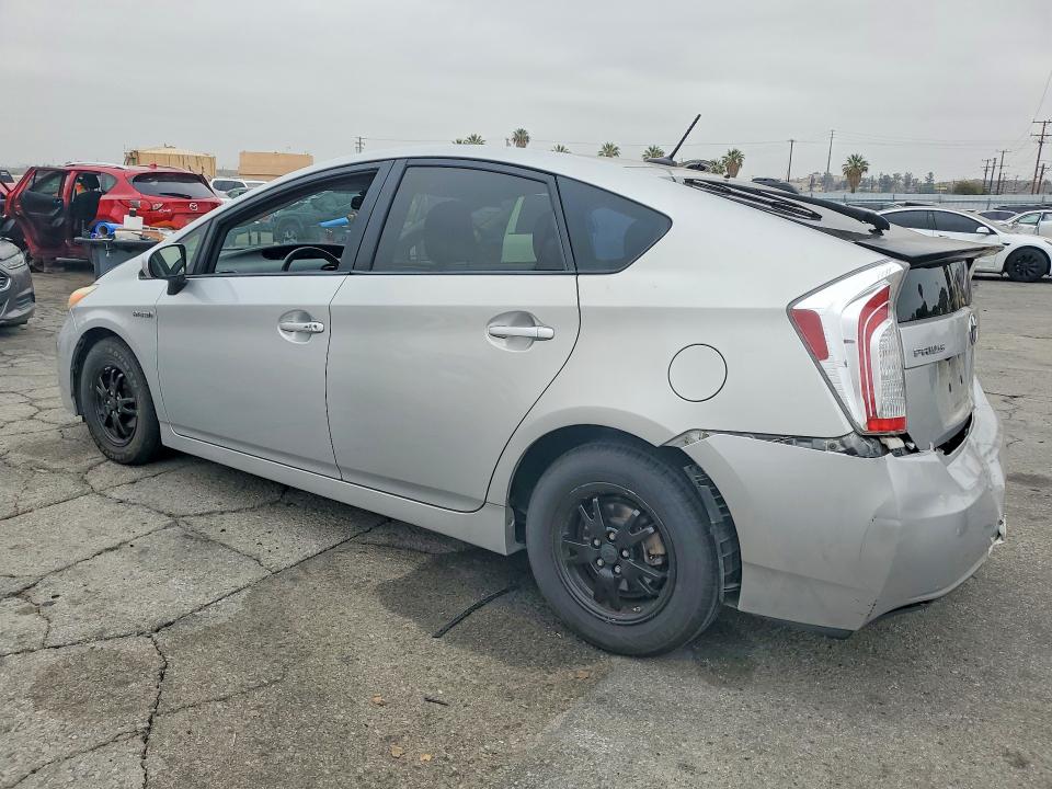 2015 Toyota Prius მანქანა იყიდება აუქციონზე, vin: JTDKN3DU2F0409697, აუქციონის ნომერი: 56511946