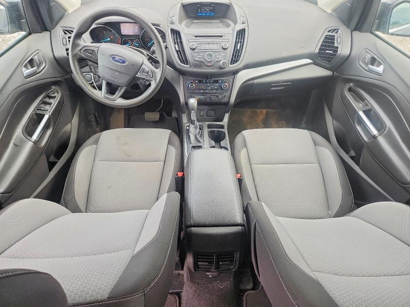 57764176 :رقم المزاد ، 1FMCU0GD6HUD10180 vin ، 2017 Ford Escape مزاد بيع