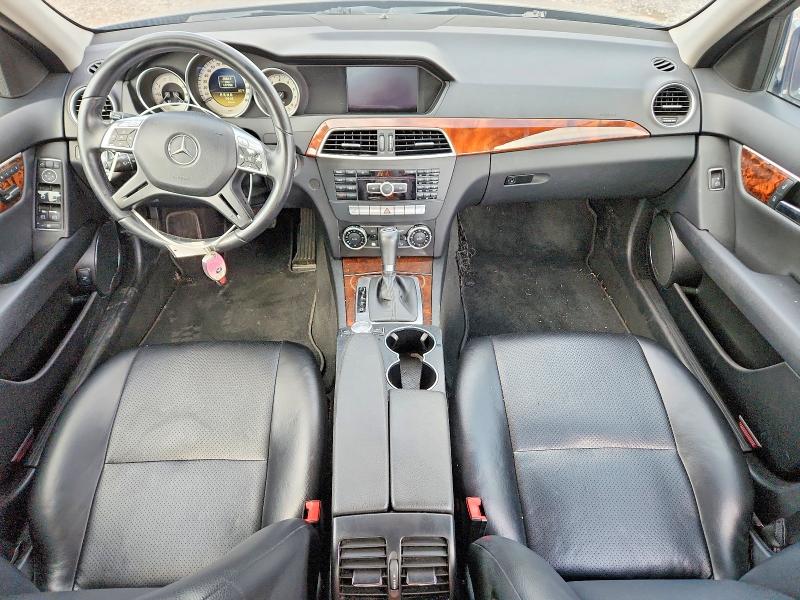 2012 Mercedes-benz C მანქანა იყიდება აუქციონზე, vin: WDDGF8BB5CA629705, აუქციონის ნომერი: 56623296