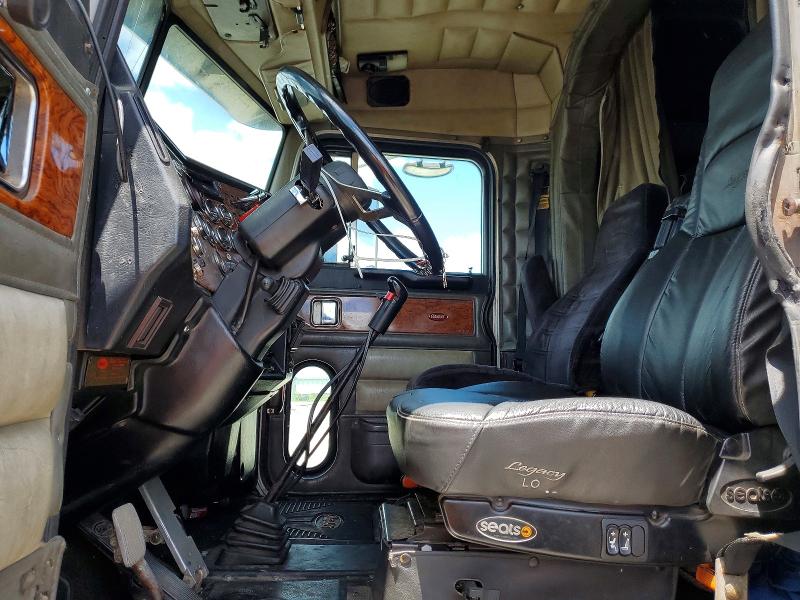 Продажа на аукционе авто 2000 Peterbilt 379, vin: 1XP5DB9X4YN548361, номер лота: 56710956