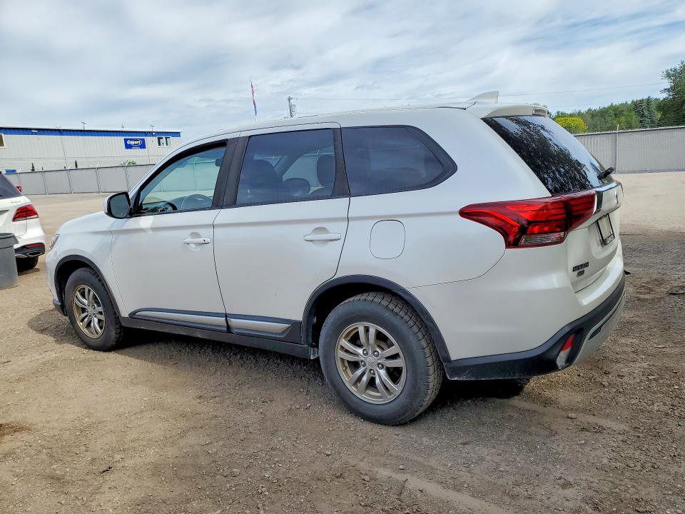 58542666 :رقم المزاد ، JA4AZ2A39KZ605187 vin ، 2019 Mitsubishi Outlander مزاد بيع