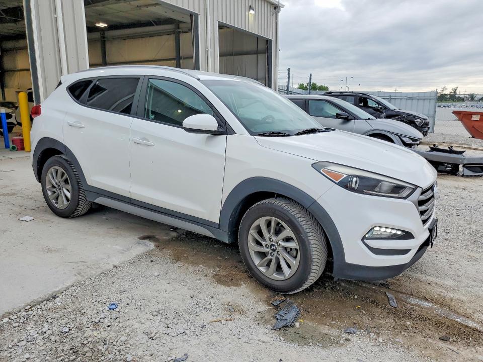 Продаж на аукціоні авто 2018 Hyundai Tucson, vin: KM8J3CA45JU721225, номер лоту: 55792366