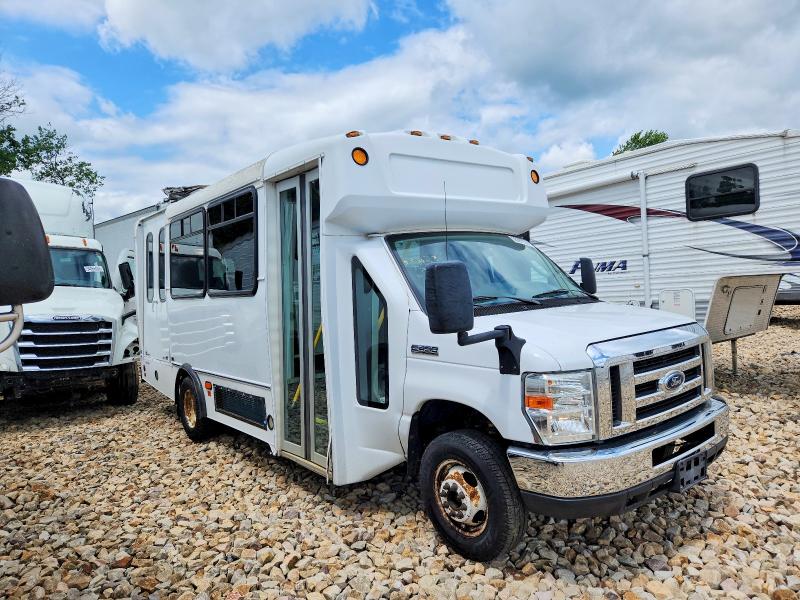 2017 Ford Econoline მანქანა იყიდება აუქციონზე, vin: 1FDFE4FSXHDC13744, აუქციონის ნომერი: 56397236