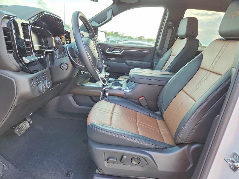 Продажа на аукционе авто 2025 Chevrolet Silverado, vin: 1GCUKJE81SZ175212, номер лота: 57516556