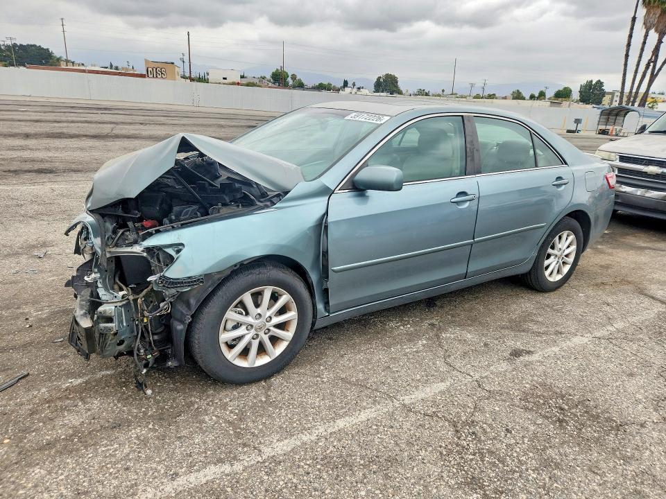 59172226 :رقم المزاد ، 4T4BF3EK6BR102824 vin ، 2011 Toyota Camry مزاد بيع
