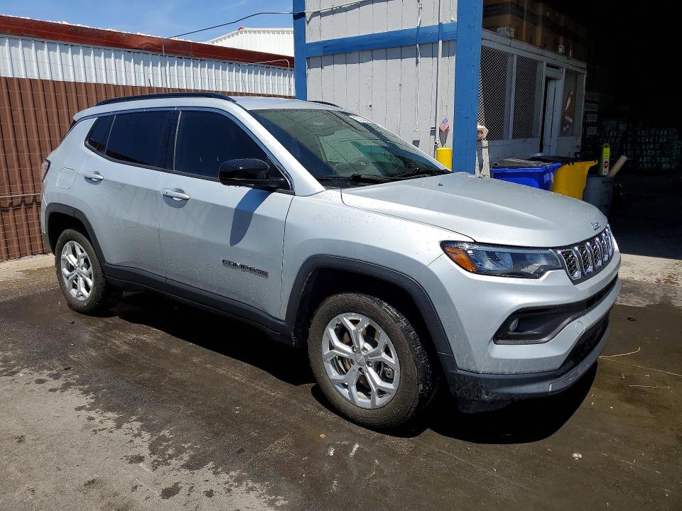 54849266 :رقم المزاد ، 3C4NJDBN0RT115636 vin ، 2024 Jeep Compass مزاد بيع