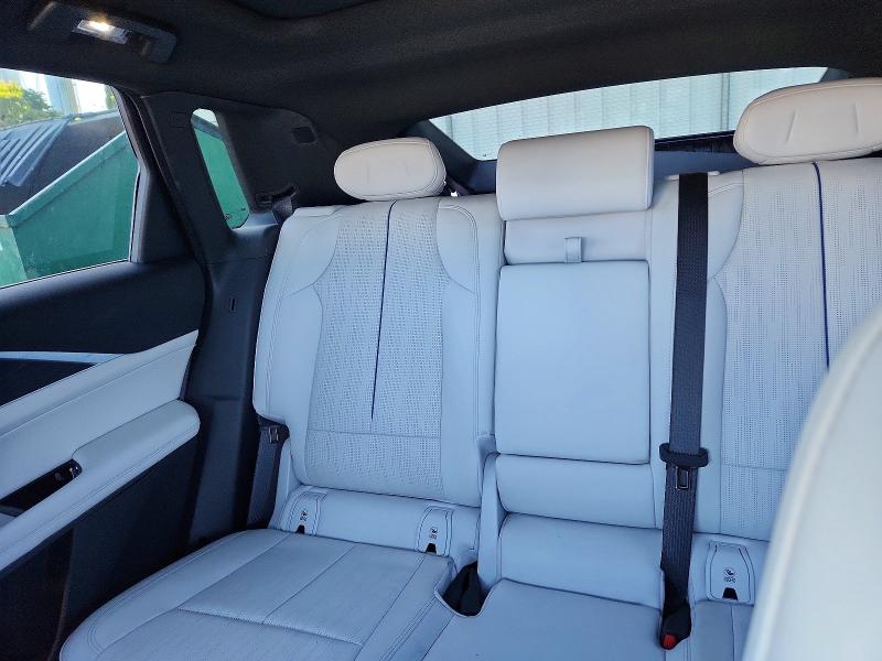 2024 Cadillac Lyriq მანქანა იყიდება აუქციონზე, vin: 1GYKPPRL4RZ111213, აუქციონის ნომერი: 57319976