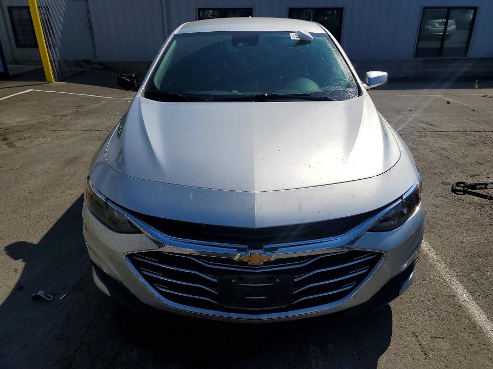 Продажа на аукционе авто 2021 Chevrolet Malibu, vin: 1G1ZD5ST7MF017504, номер лота: 57872036