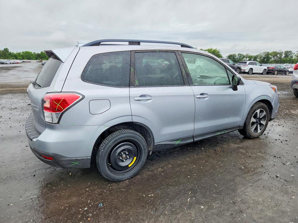 2017 Subaru Forester მანქანა იყიდება აუქციონზე, vin: JF2SJAEC3HH401815, აუქციონის ნომერი: 57890176