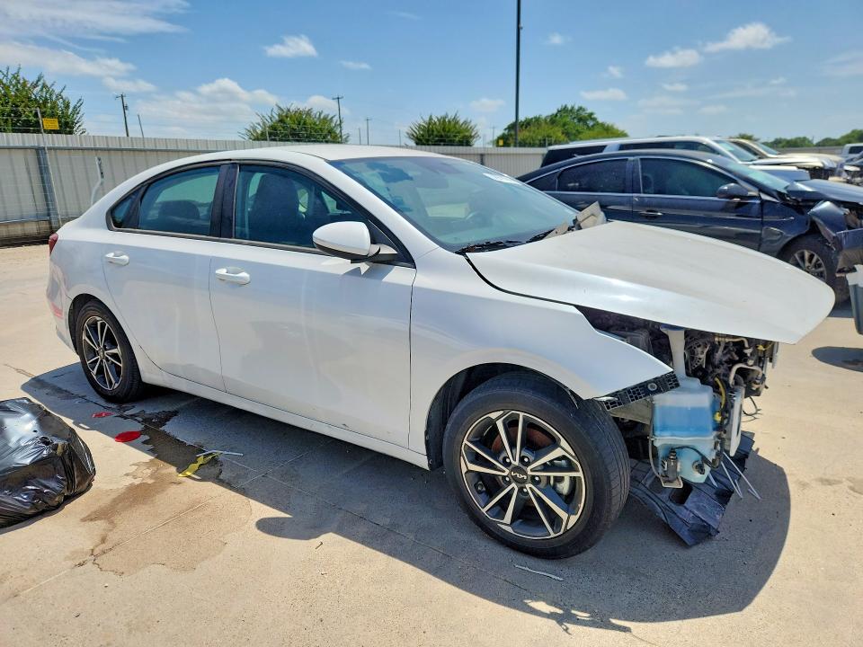 2022 Kia Forte მანქანა იყიდება აუქციონზე, vin: 3KPF24AD9NE465503, აუქციონის ნომერი: 58970266