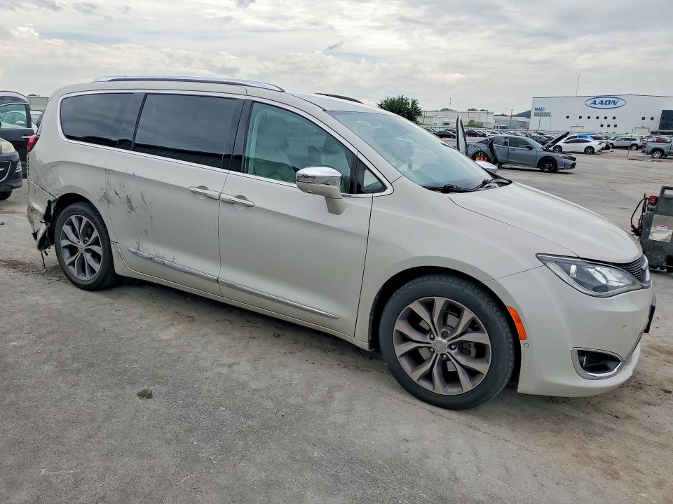 2017 Chrysler Pacifica მანქანა იყიდება აუქციონზე, vin: 2C4RC1GGXHR614692, აუქციონის ნომერი: 54709566