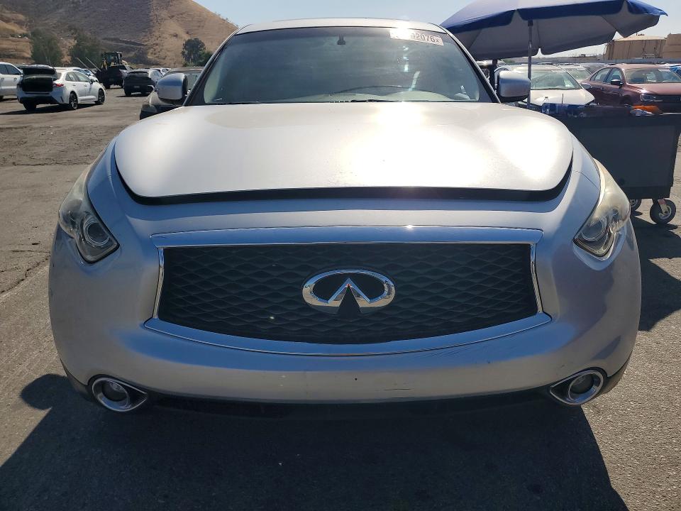 56702076 :رقم المزاد ، JN8CS1MU1HM141372 vin ، 2017 Infiniti Qx70 مزاد بيع