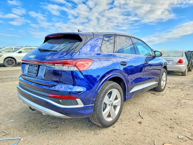 Продаж на аукціоні авто 2024 Audi Q4 E-tron, vin: WA1L2BFZXRP024152, номер лоту: 54574036