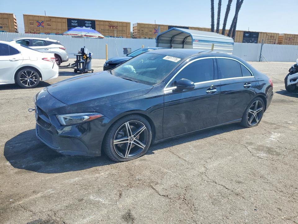 2019 Mercedes-benz A მანქანა იყიდება აუქციონზე, vin: WDD3G4EBXKW017243, აუქციონის ნომერი: 55817776