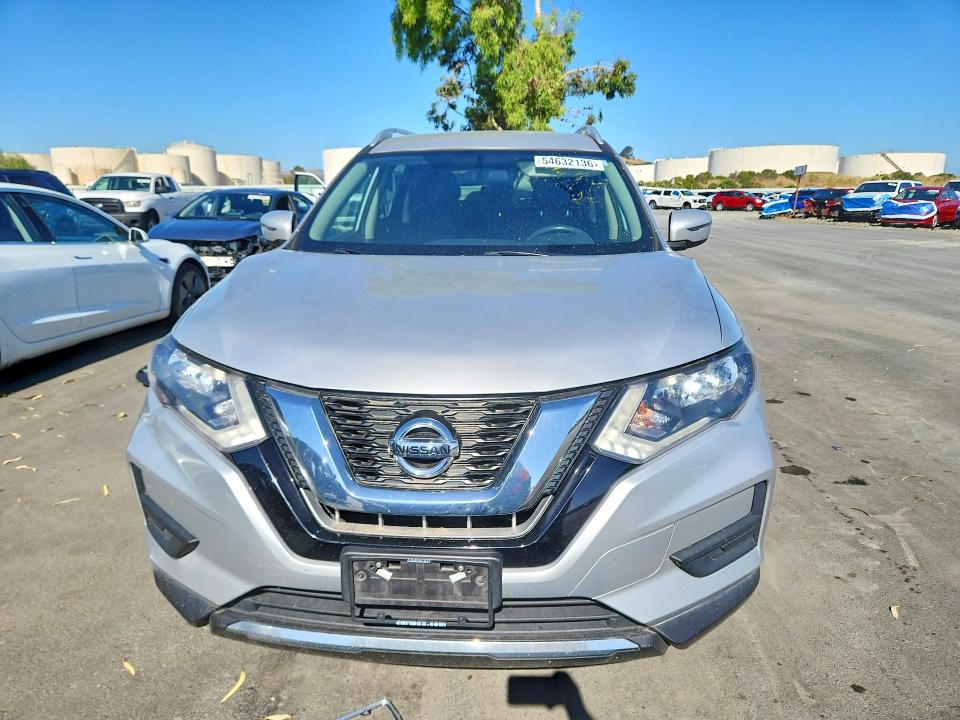 2017 Nissan Rogue მანქანა იყიდება აუქციონზე, vin: KNMAT2MT6HP537728, აუქციონის ნომერი: 54632136