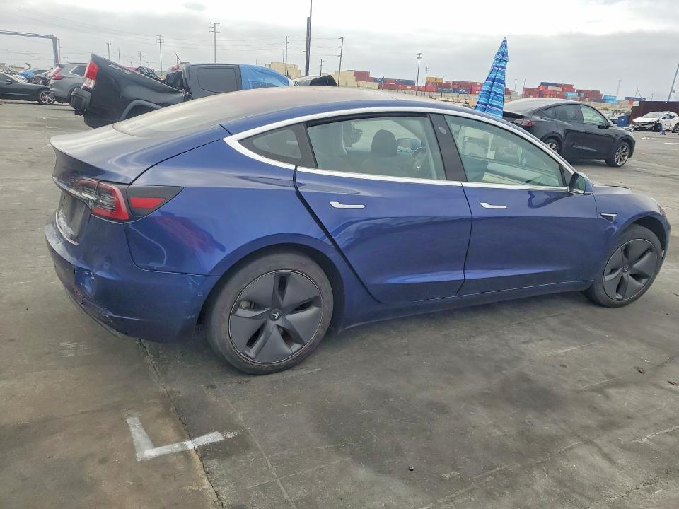 2018 Tesla Model 3 მანქანა იყიდება აუქციონზე, vin: 5YJ3E1EA6JF005602, აუქციონის ნომერი: 56486256