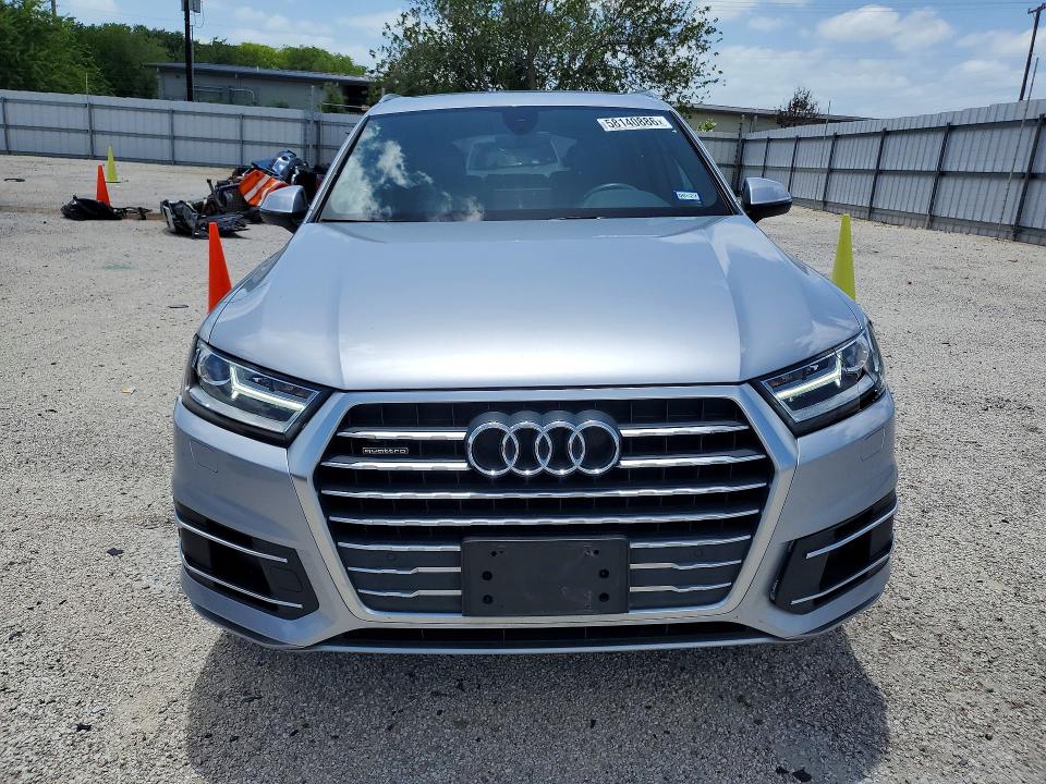 58140886 :رقم المزاد ، WA1AHAF72KD041856 vin ، 2019 Audi Q7 مزاد بيع