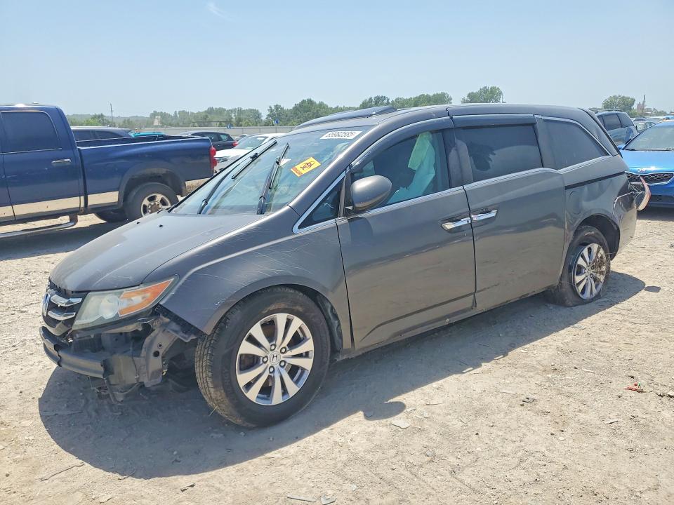 85982585 :رقم المزاد ، 5FNRL5H67FB020647 vin ، 2015 Honda Odyssey مزاد بيع