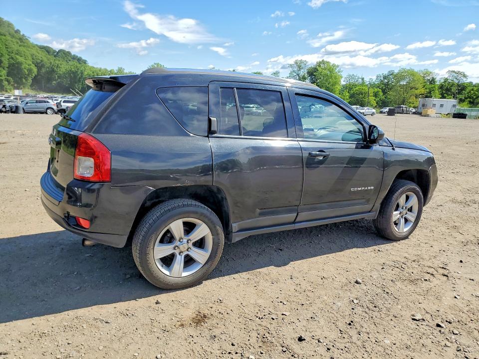 57854166 :رقم المزاد ، 1J4NF1FB3BD136289 vin ، 2011 Jeep Compass مزاد بيع