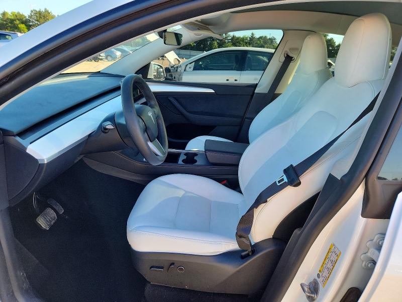 2024 Tesla Model Y მანქანა იყიდება აუქციონზე, vin: 7SAYGAEE2RF117301, აუქციონის ნომერი: 57588746
