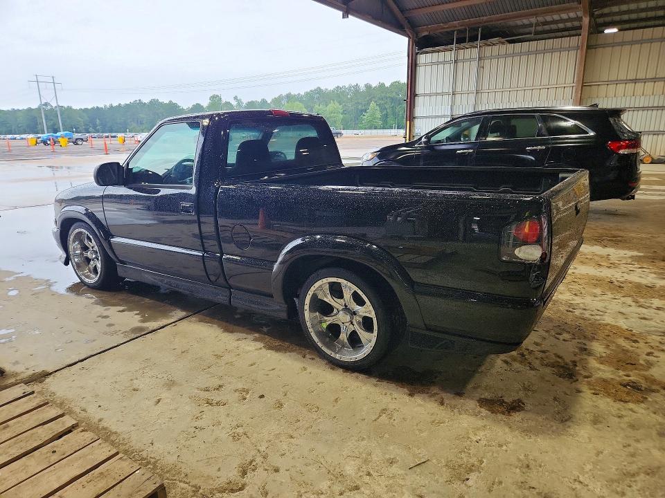 56531126 :رقم المزاد ، 1GCCS1445X8161689 vin ، 1999 Chevrolet S Truck مزاد بيع
