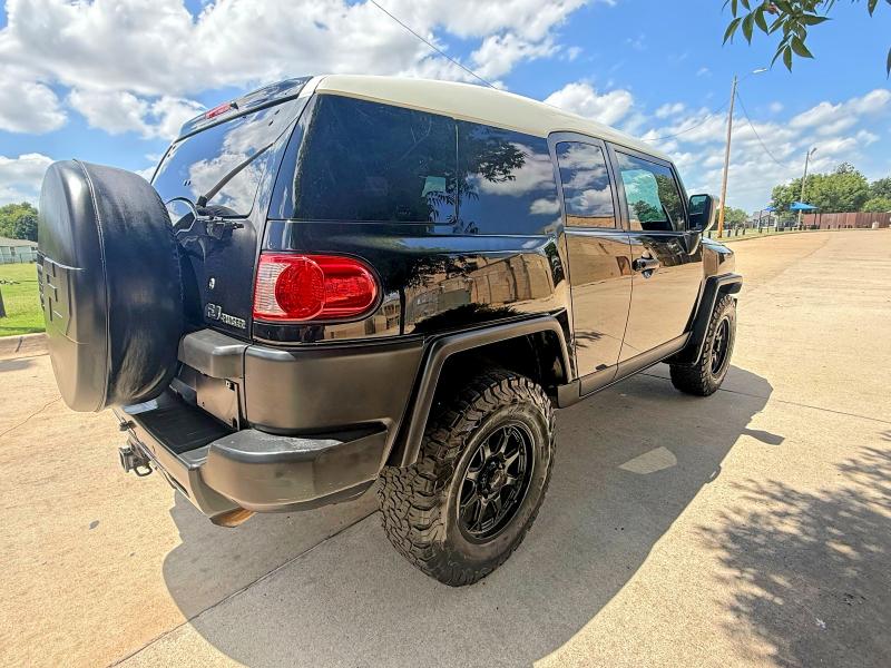 57045616 :رقم المزاد ، JTEBU11F770018393 vin ، 2007 Toyota Fj Cruiser مزاد بيع