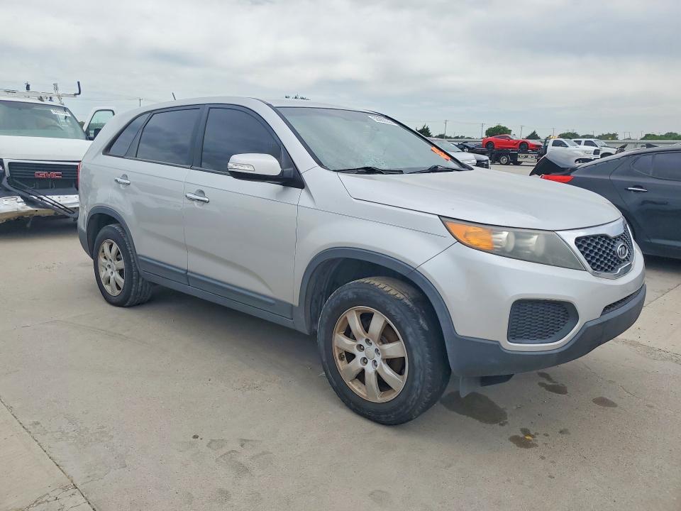 2011 Kia Sorento მანქანა იყიდება აუქციონზე, vin: 5XYKT3A10BG075724, აუქციონის ნომერი: 58060556