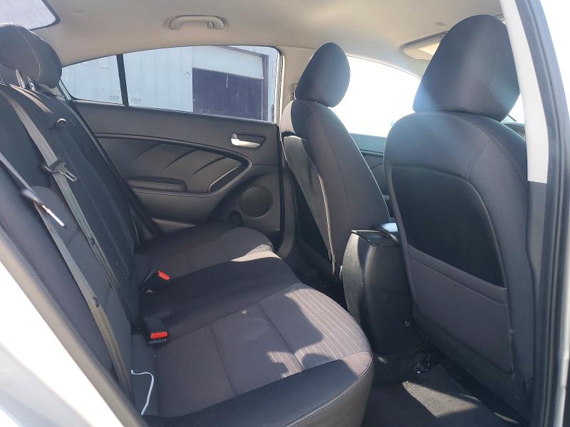 Продажа на аукционе авто 2018 Kia Forte, vin: 3KPFL4A79JE178115, номер лота: 57258646