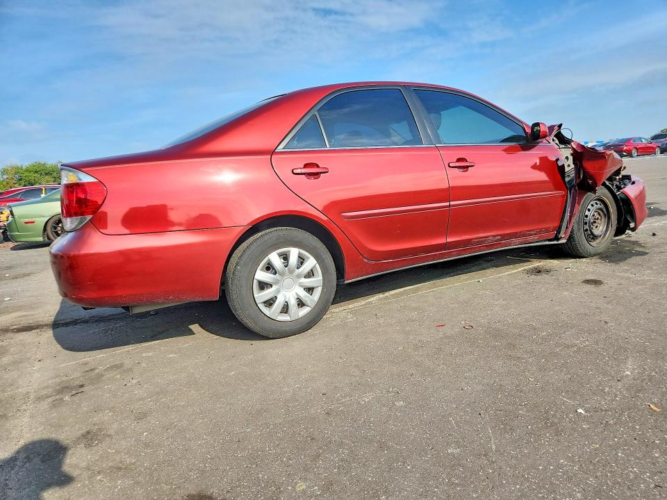 Продажа на аукционе авто 2005 Toyota Camry, vin: 4T1BE32K25U077541, номер лота: 55708976