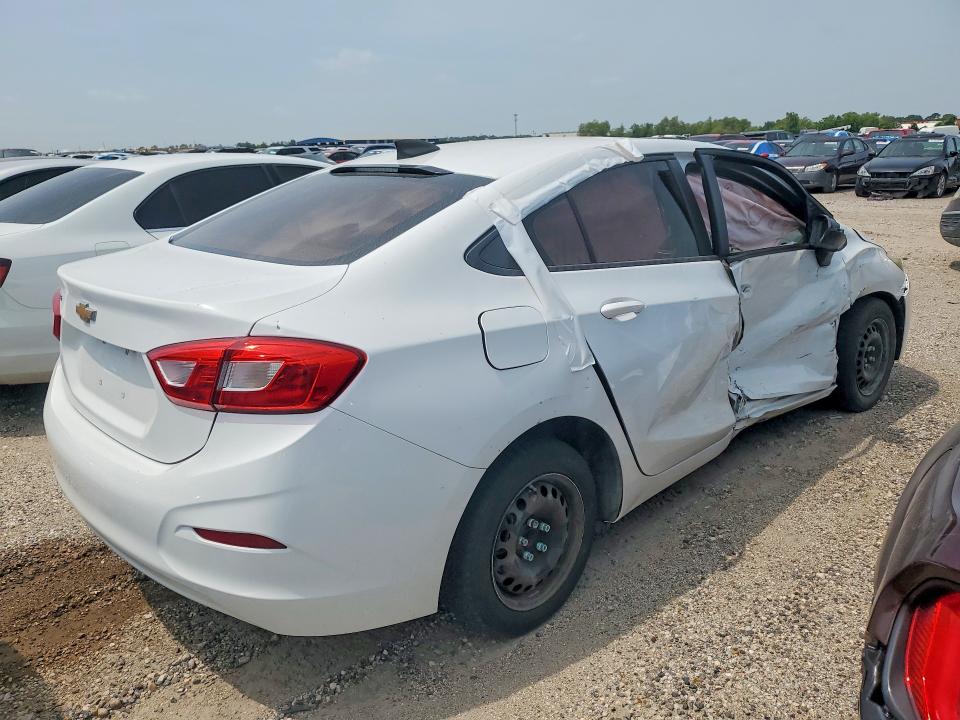 Aukcja sprzedaży 2018 Chevrolet Cruze, vin: 1G1BC5SM1J7125295, numer aukcji: 51968886