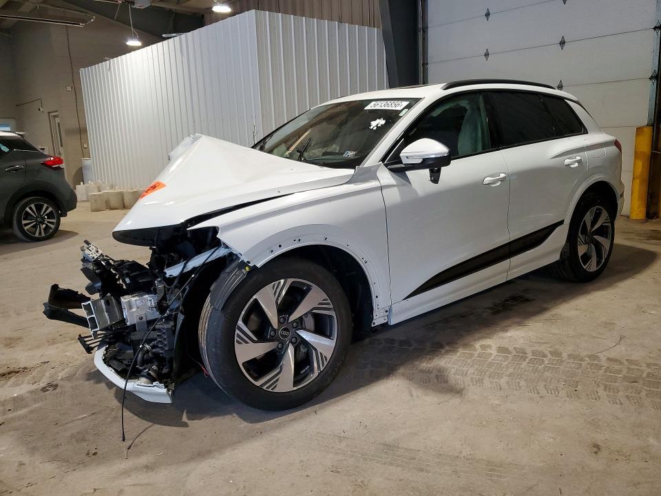2025 Audi Q6 E-tron მანქანა იყიდება აუქციონზე, vin: WA124BGF1SA012958, აუქციონის ნომერი: 56136856
