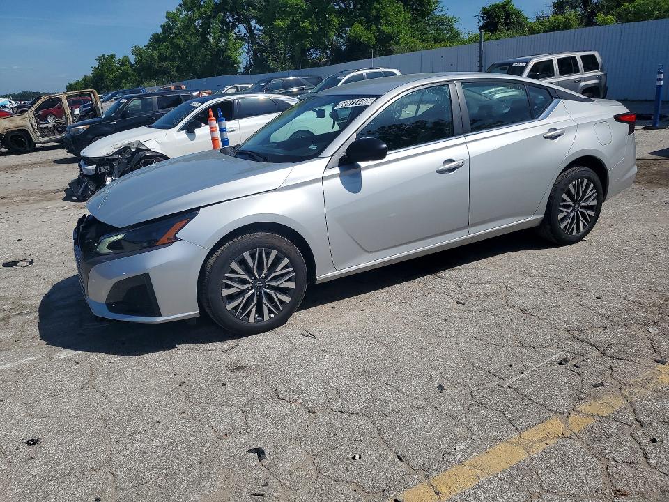 Auction sale of the 2026 Nissan Altima, vin: 1N4BL4DW6TN329417, lot number: 56871446