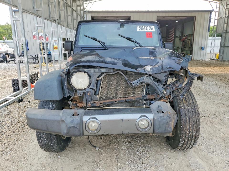 58613786 :رقم المزاد ، 1J4BA3H16AL191051 vin ، 2010 Jeep Wrangler Unlimited مزاد بيع