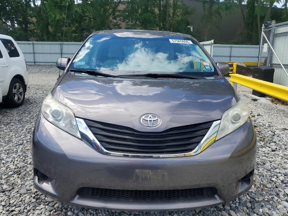 Aukcja sprzedaży 2014 Toyota Sienna, vin: 5TDKK3DC2ES497677, numer aukcji: 57565666