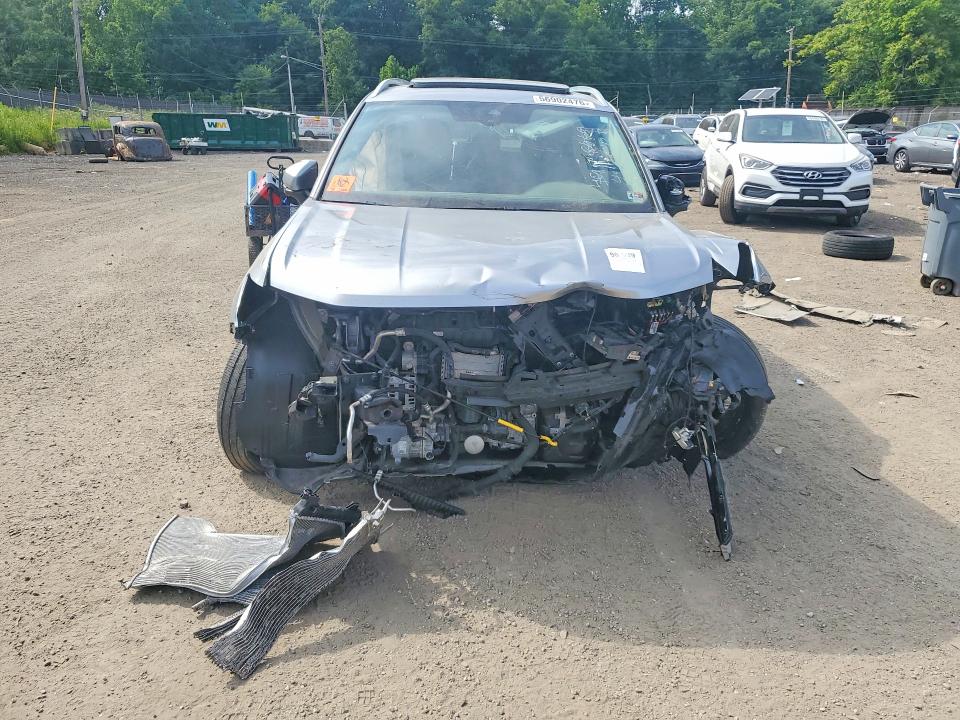 56902476 :رقم المزاد ، 3VVPX7B2XNM064294 vin ، 2022 Volkswagen Taos مزاد بيع