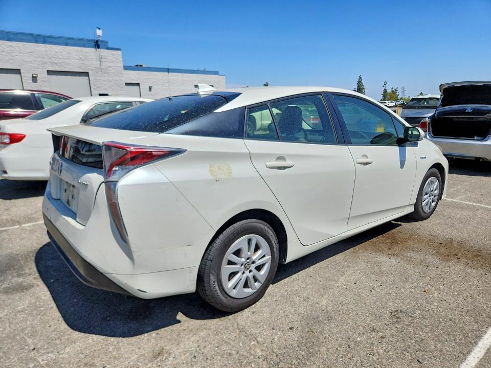 56645916 :رقم المزاد ، JTDKBRFU8G3008969 vin ، 2016 Toyota Prius مزاد بيع