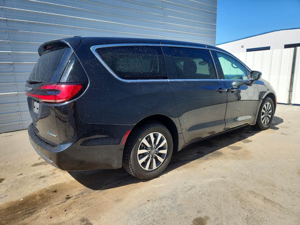 Продаж на аукціоні авто 2023 Chrysler Pacifica, vin: 2C4RC1L72PR631393, номер лоту: 57863036