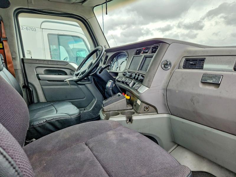 Продажа на аукционе авто 2017 Kenworth Construction, vin: 1XKYAP8X6HJ171663, номер лота: 54429166
