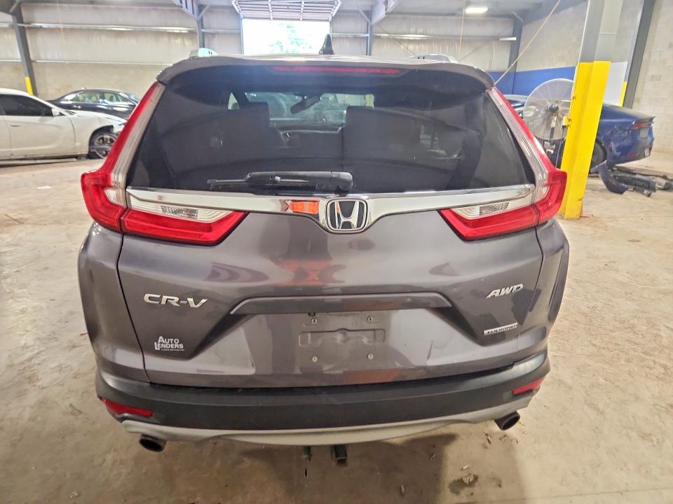 Продажа на аукционе авто 2018 Honda Cr-v, vin: 7FARW2H97JE024047, номер лота: 58228996