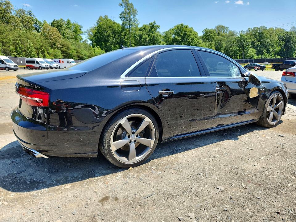 57203146 :رقم المزاد ، WAUJSAFD4GN008742 vin ، 2016 Audi S8 مزاد بيع