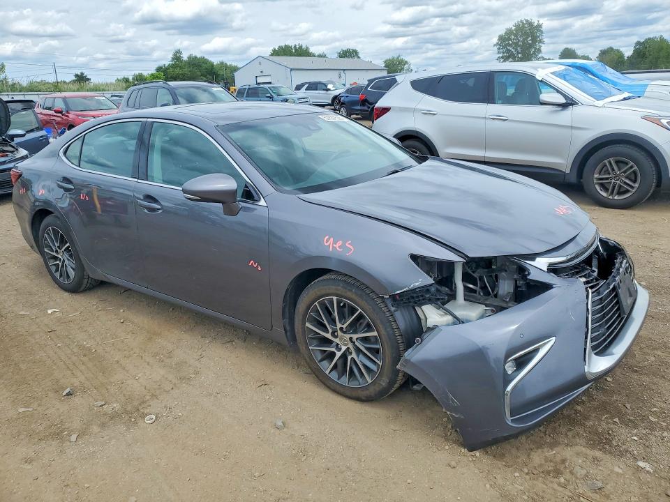 57837506 :رقم المزاد ، 58ABK1GG6GU004198 vin ، 2016 Lexus Es مزاد بيع