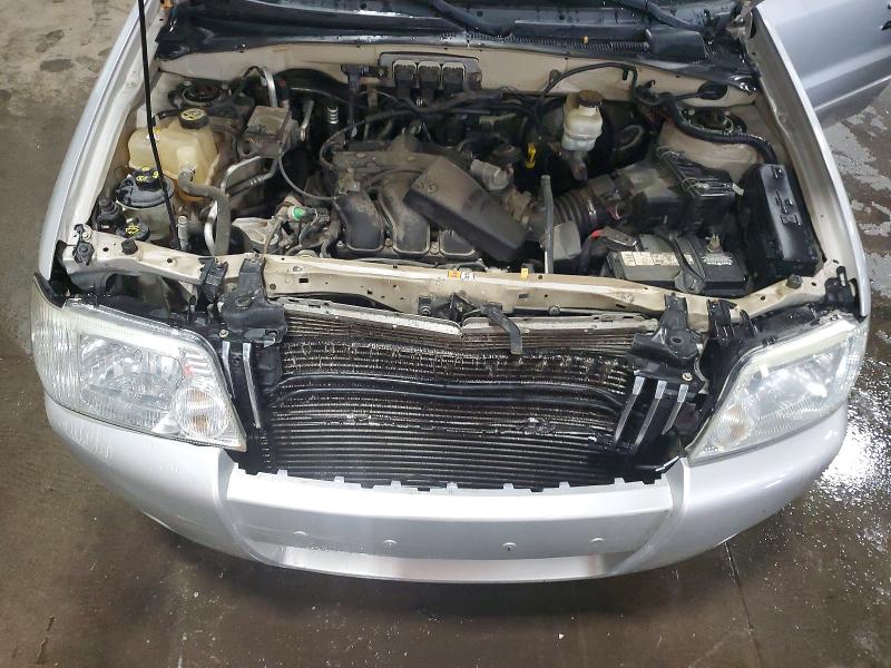 58705856 :رقم المزاد ، 4M2YU56155DJ10962 vin ، 2005 Mercury Mariner مزاد بيع