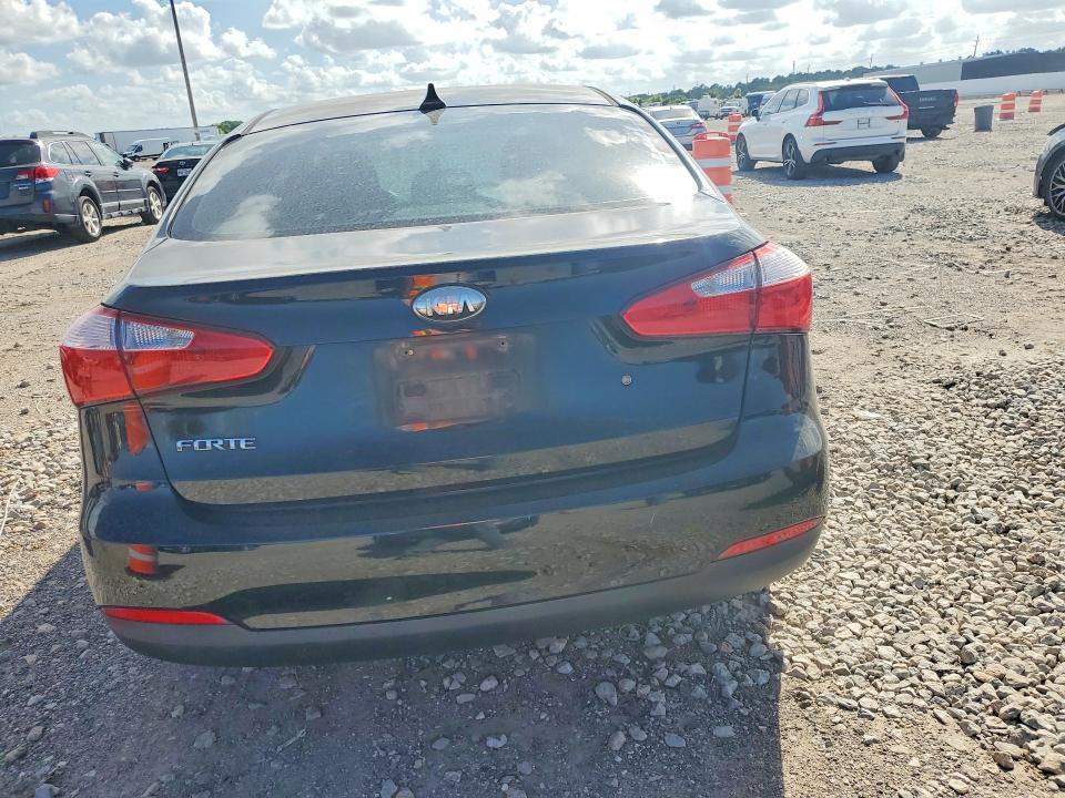 2014 Kia Forte მანქანა იყიდება აუქციონზე, vin: KNAFK4A69E5068643, აუქციონის ნომერი: 56090466