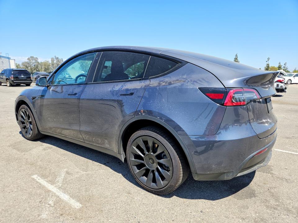 57562516 :رقم المزاد ، 5YJYGDEFXLF004761 vin ، 2020 Tesla Model Y مزاد بيع