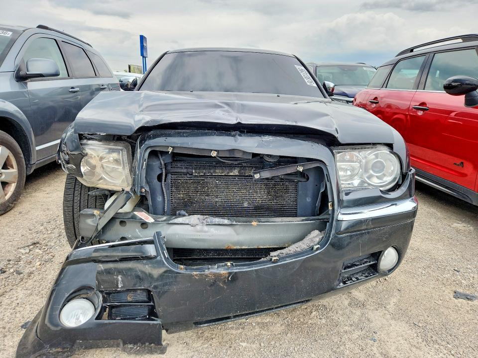 56313876 :رقم المزاد ، 2C3KA63H26H440935 vin ، 2006 Chrysler 300c مزاد بيع